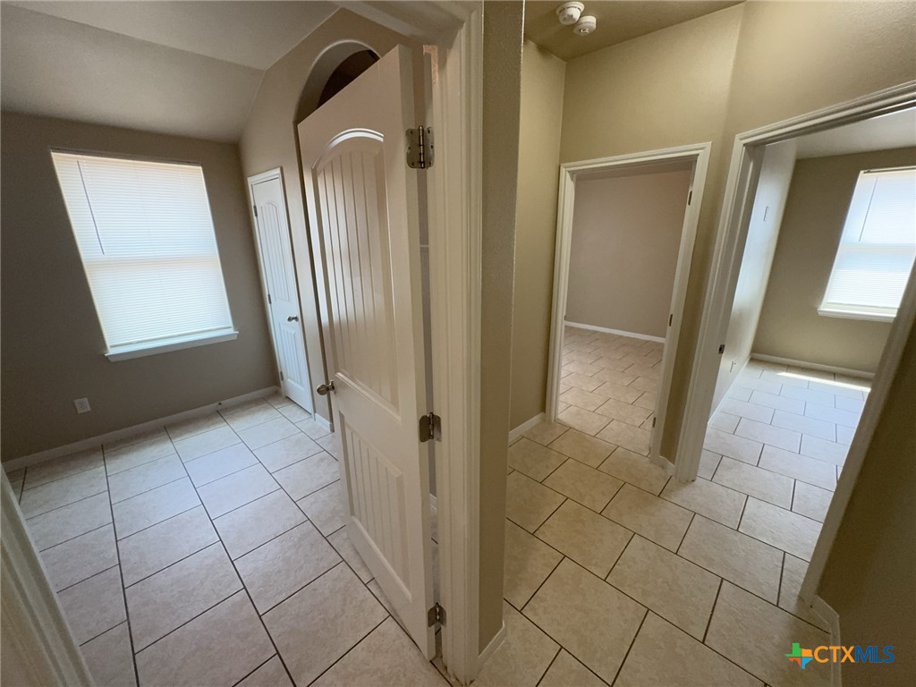 1300 Vanguard Lane A Property Photo 11