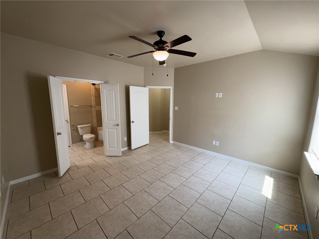 1300 Vanguard Lane A Property Photo 15