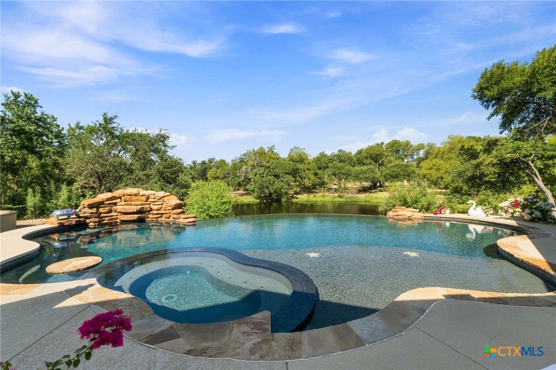 2308 Walsh Drive Property Photo