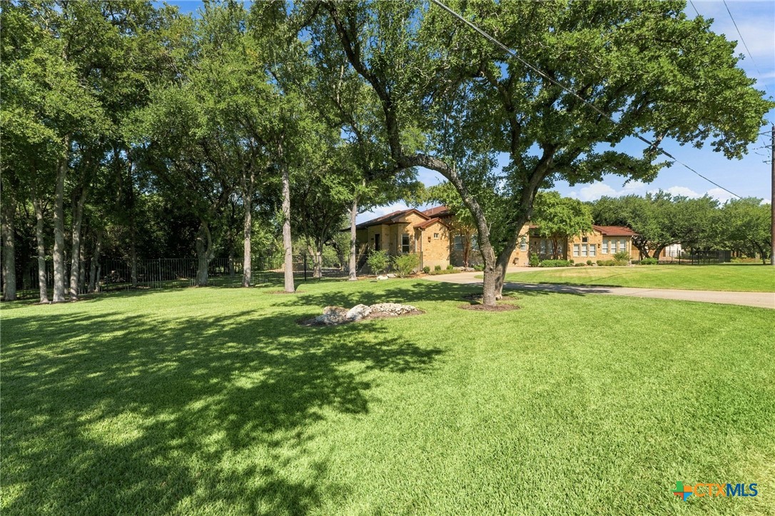 2308 Walsh Drive Property Photo 3
