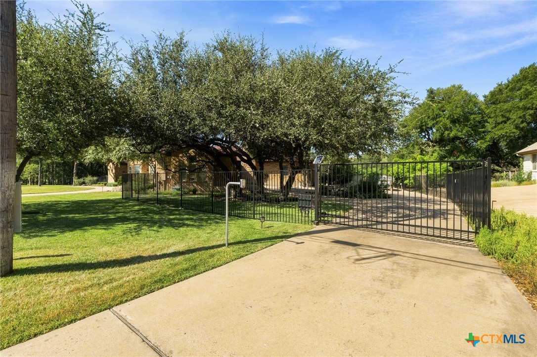 2308 Walsh Drive Property Photo 5