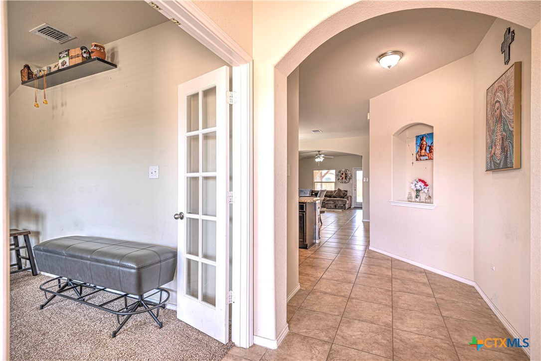 9309 Susan Drive Property Photo 6