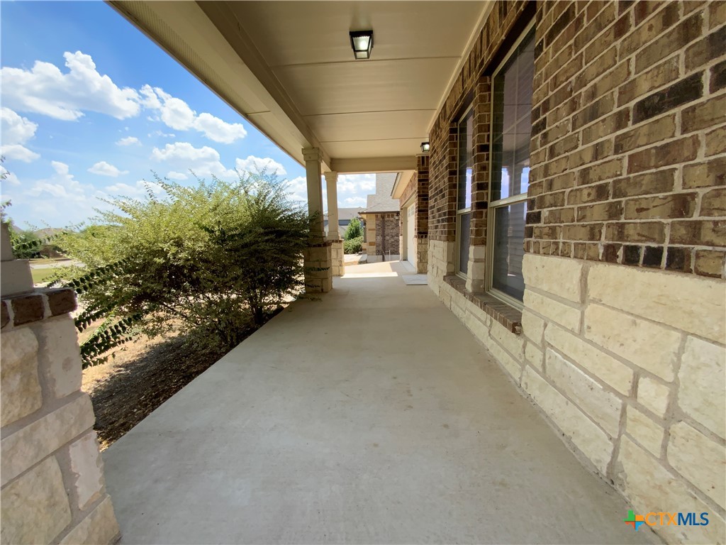 5586 Perdita Drive Property Photo 4