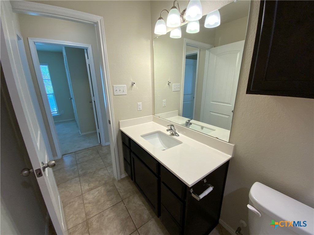 5586 Perdita Drive Property Photo 9