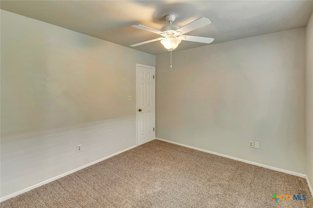607 Bedivere Drive Property Photo 25