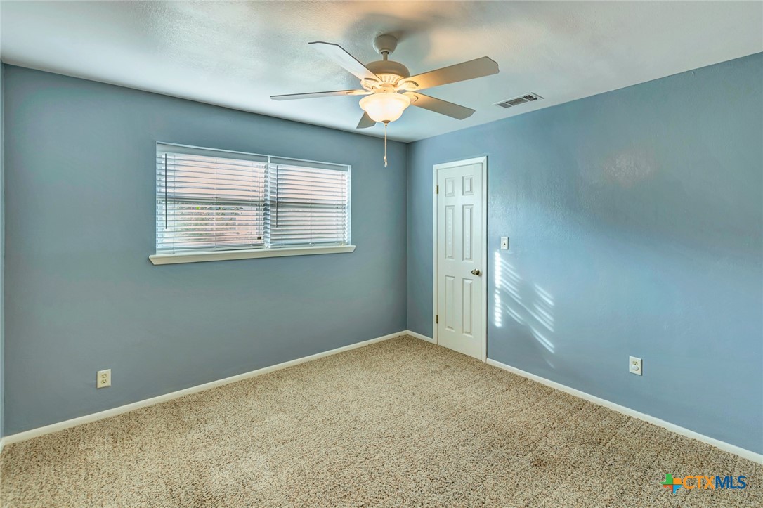 607 Bedivere Drive Property Photo 27
