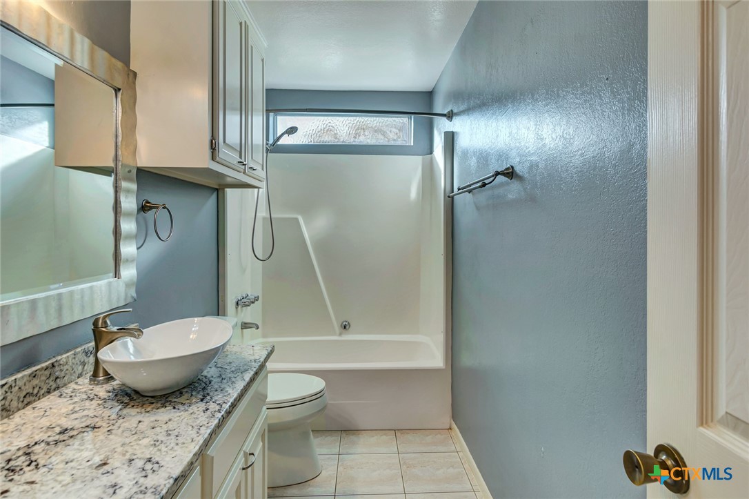 607 Bedivere Drive Property Photo 30