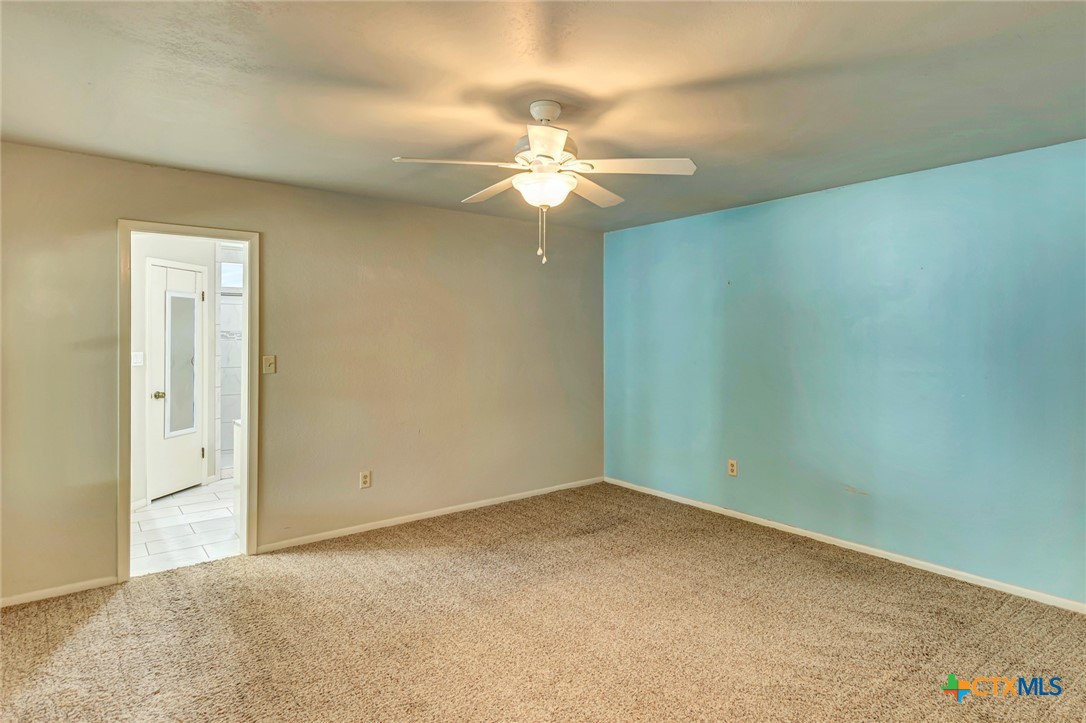 607 Bedivere Drive Property Photo 31