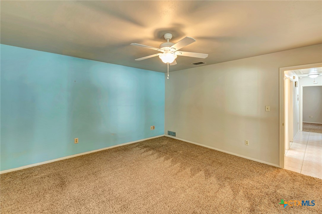 607 Bedivere Drive Property Photo 34