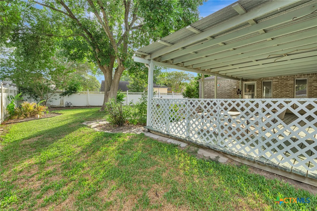 607 Bedivere Drive Property Photo 43