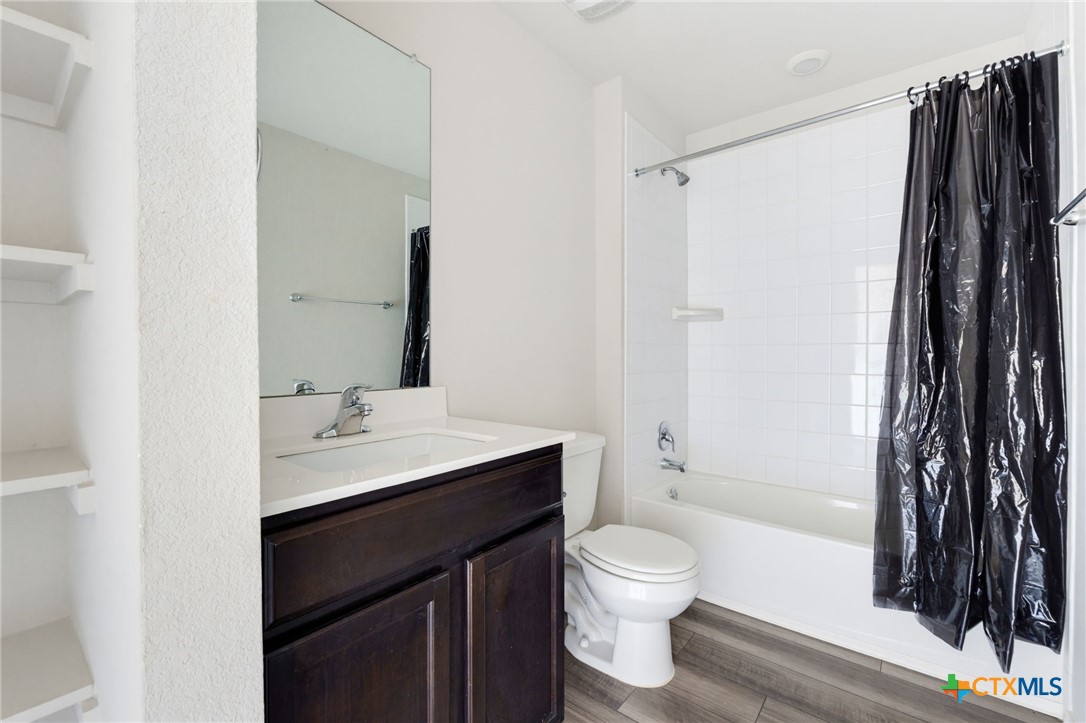 8806 Brahma Plains Road Property Photo 13