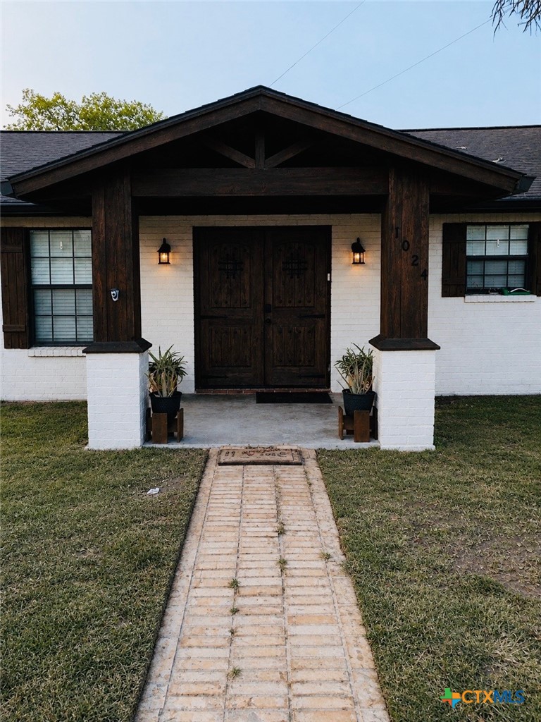 1024 Fm 1145 Property Photo 1