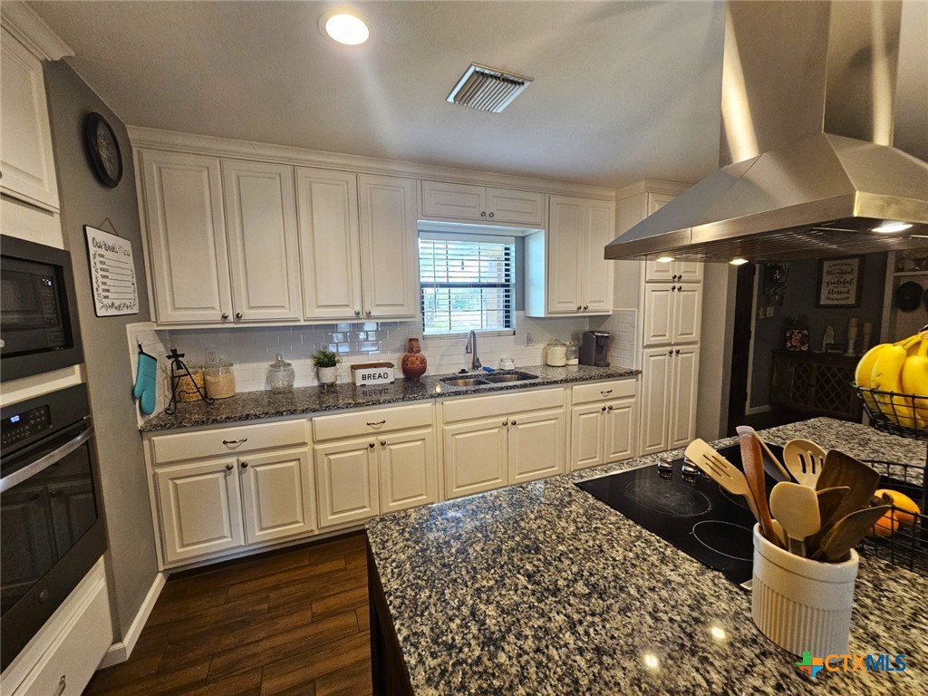 1024 Fm 1145 Property Photo 7