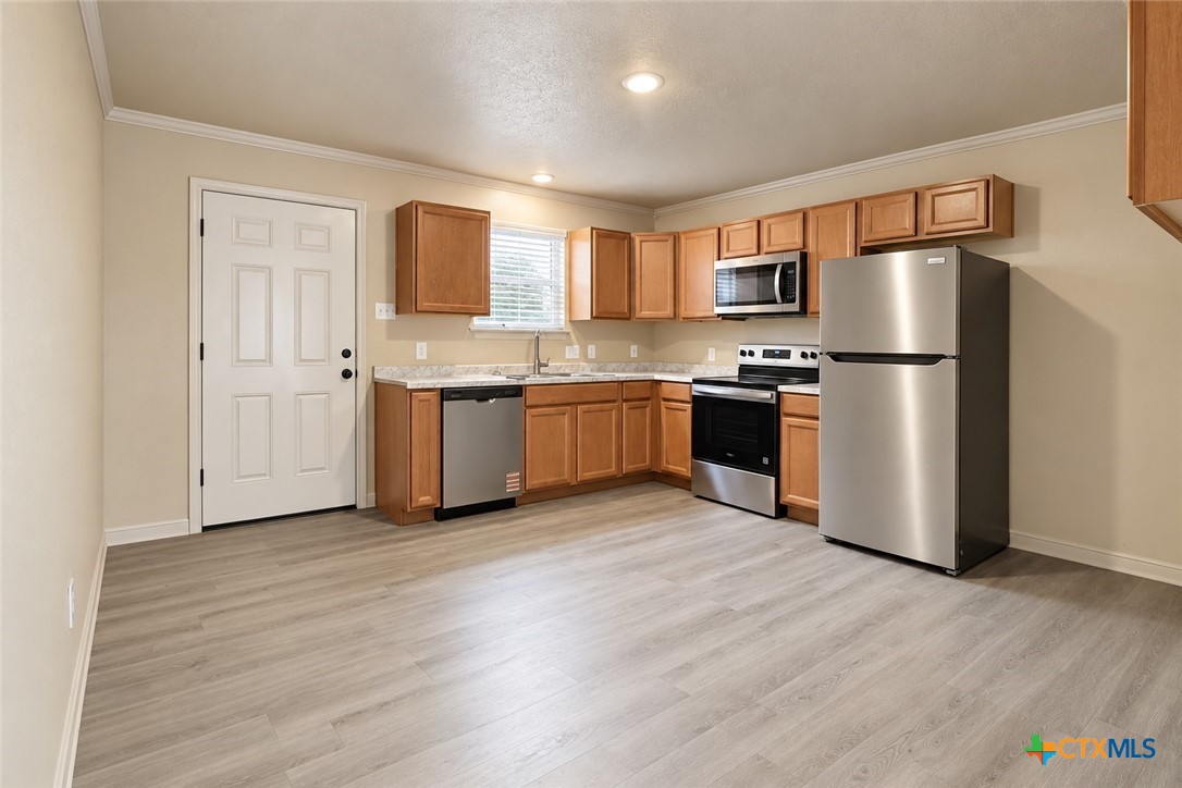 1310 N College Street Property Photo 10
