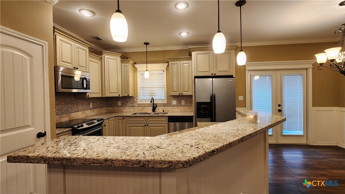 105 Catherine Circle Property Photo 10