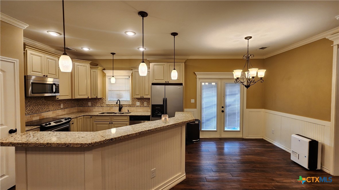 105 Catherine Circle Property Photo 20
