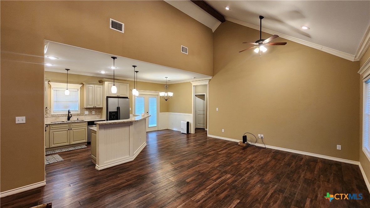 105 Catherine Circle Property Photo 21
