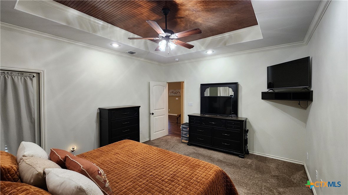 105 Catherine Circle Property Photo 25