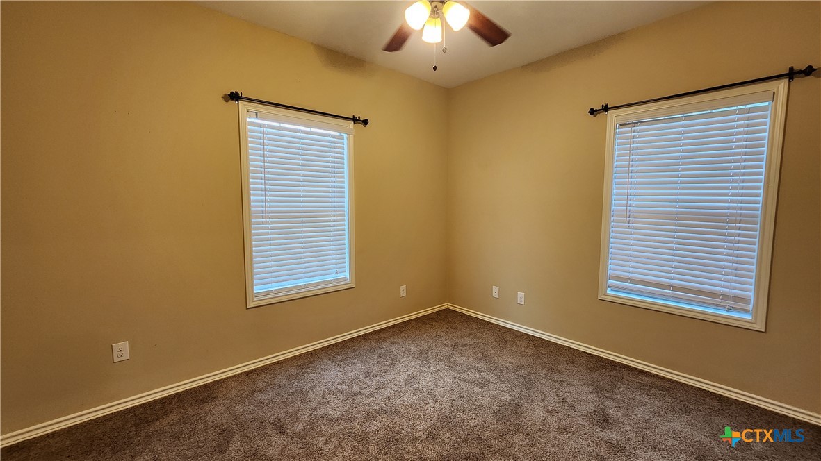 105 Catherine Circle Property Photo 30