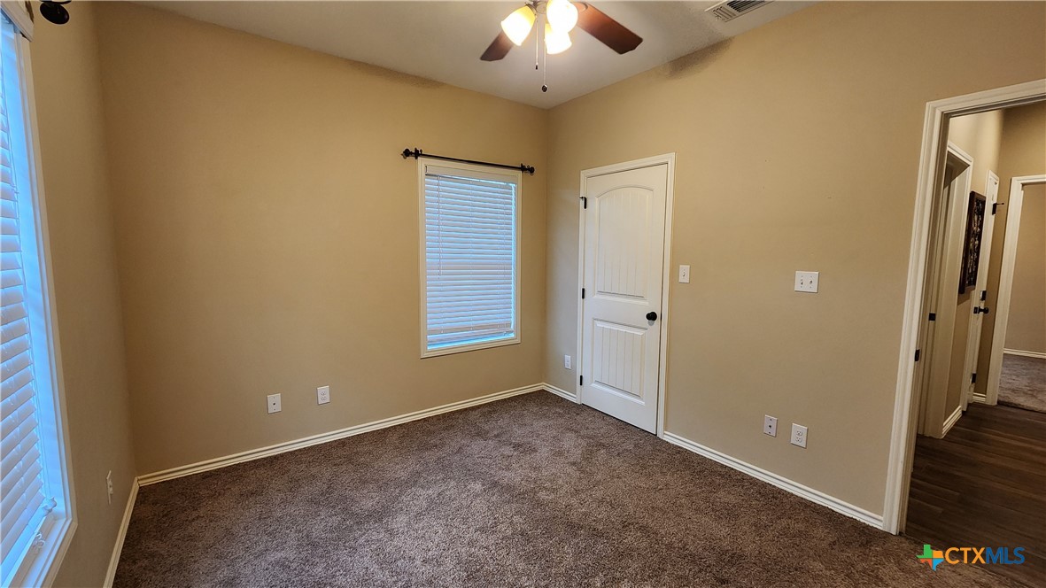 105 Catherine Circle Property Photo 31