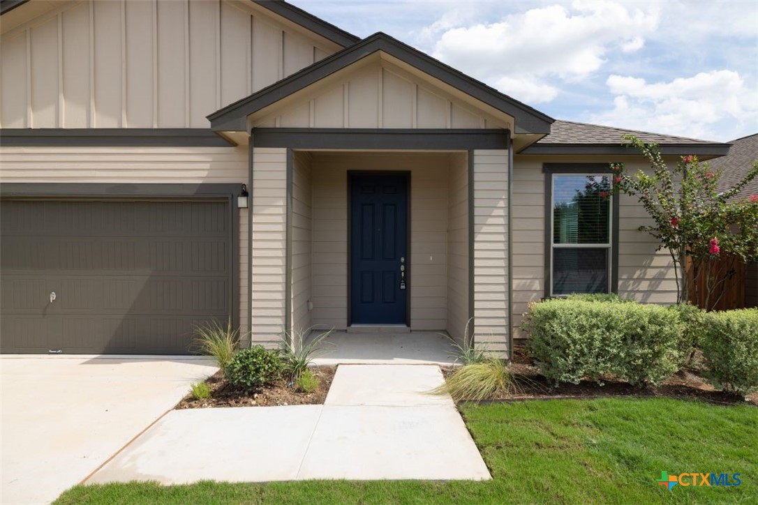 2109 Jadd Street Property Photo 4