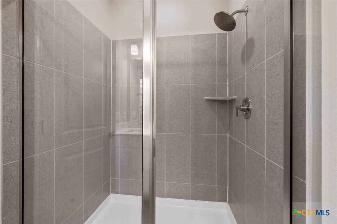 2109 Jadd Street Property Photo 23