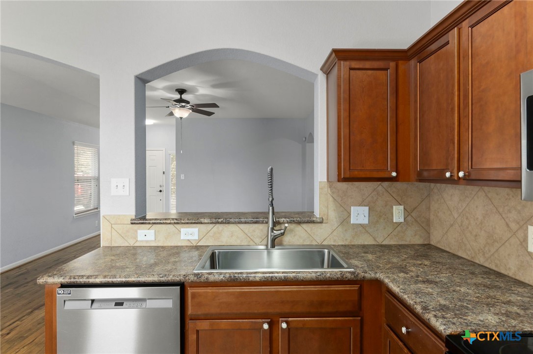 405 Teron Drive Property Photo 10