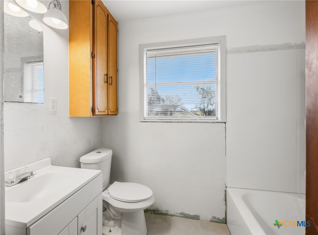 7287 Hanselman Road Property Photo 11