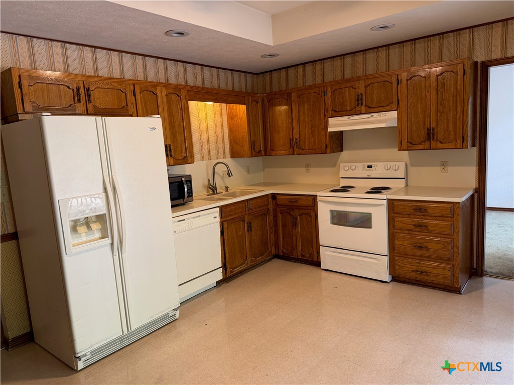 4405 Stagecoach Trail Property Photo 3