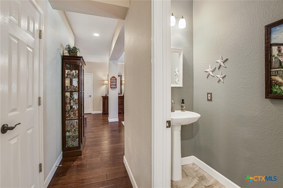 2704 Michelle Lynne Cove Property Photo 23