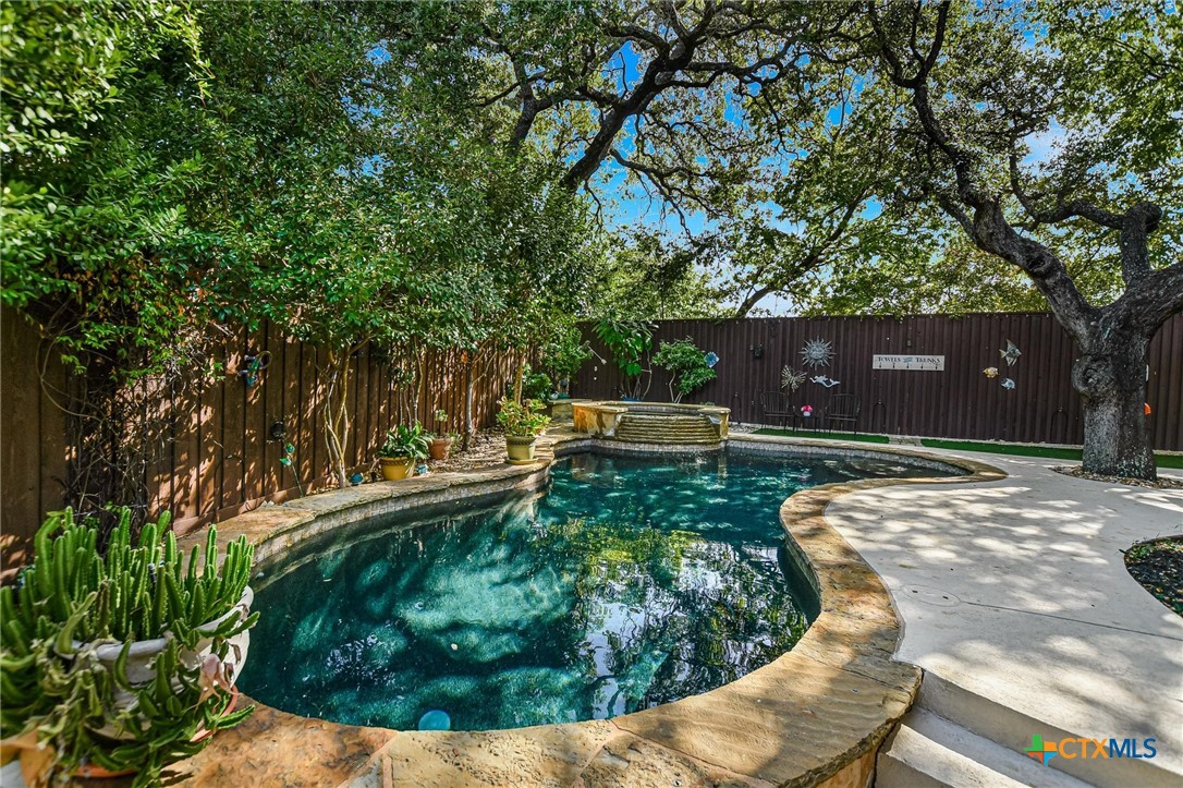 2704 Michelle Lynne Cove Property Photo 29
