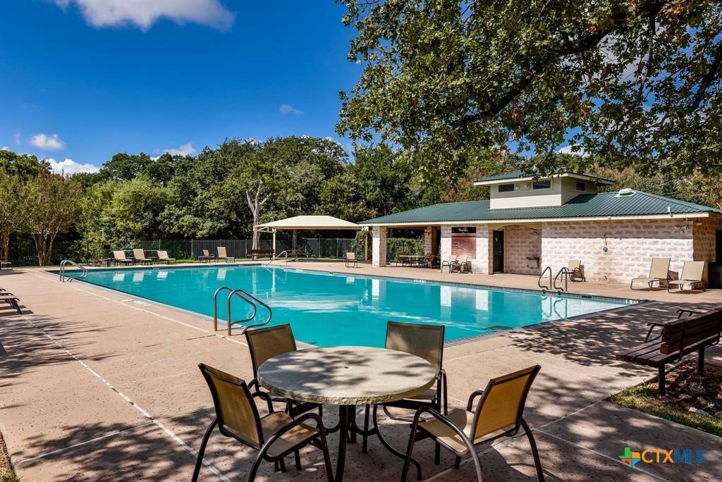 2704 Michelle Lynne Cove Property Photo 35