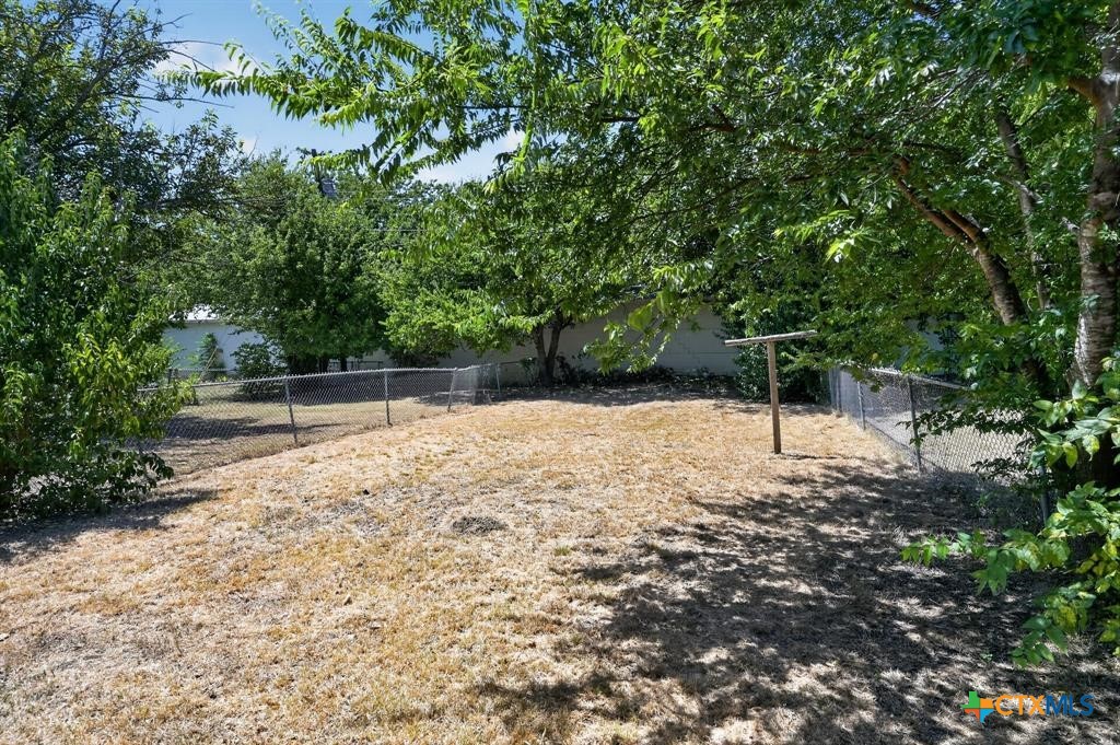 914 Travis Lane Property Photo 13
