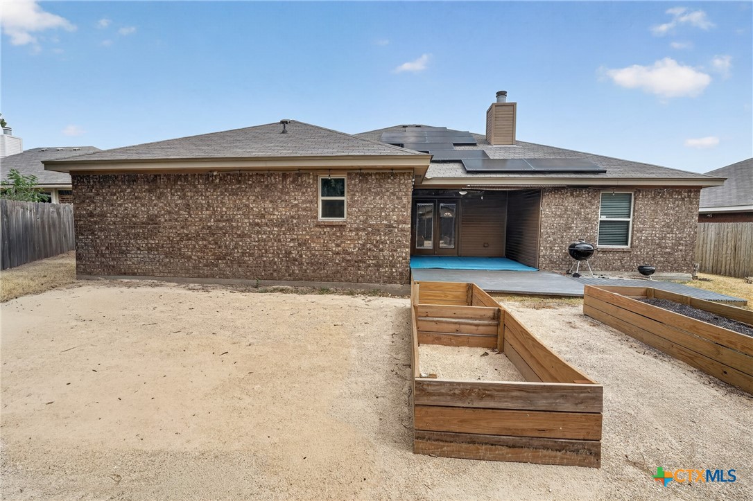 6813 Deorsam Loop Property Photo 6