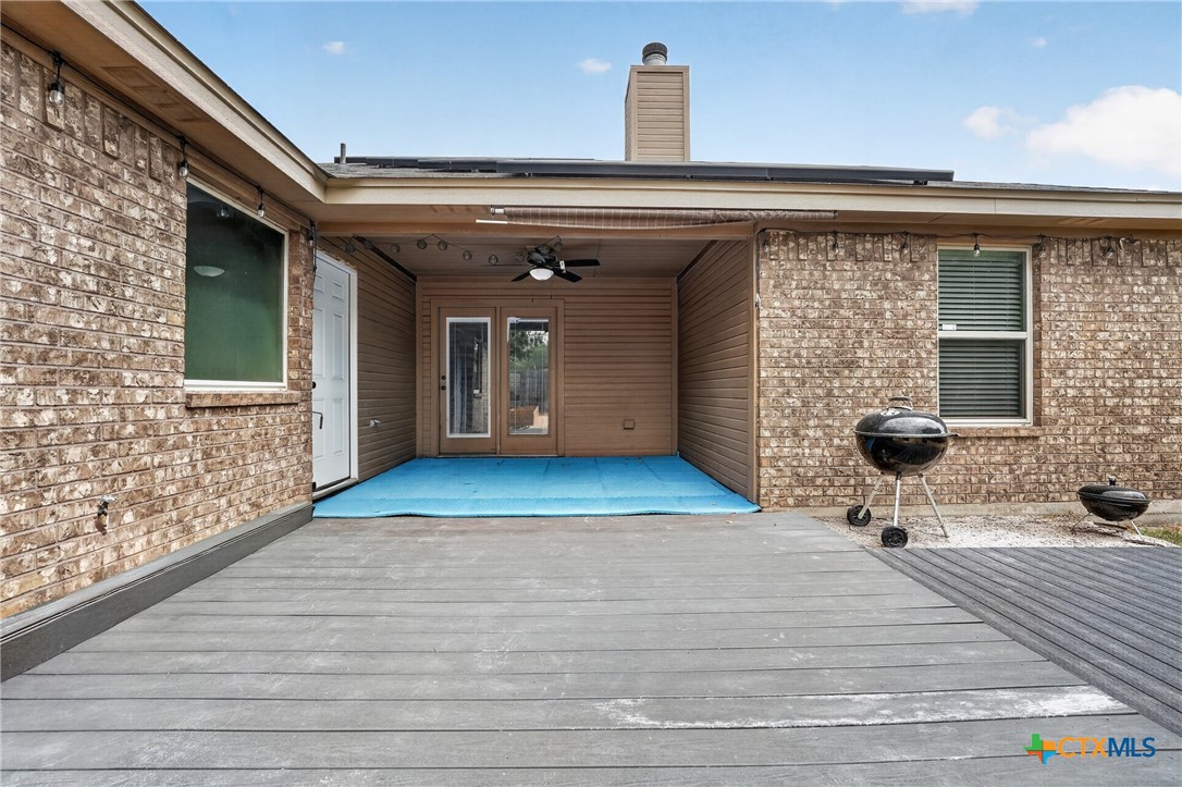 6813 Deorsam Loop Property Photo 11