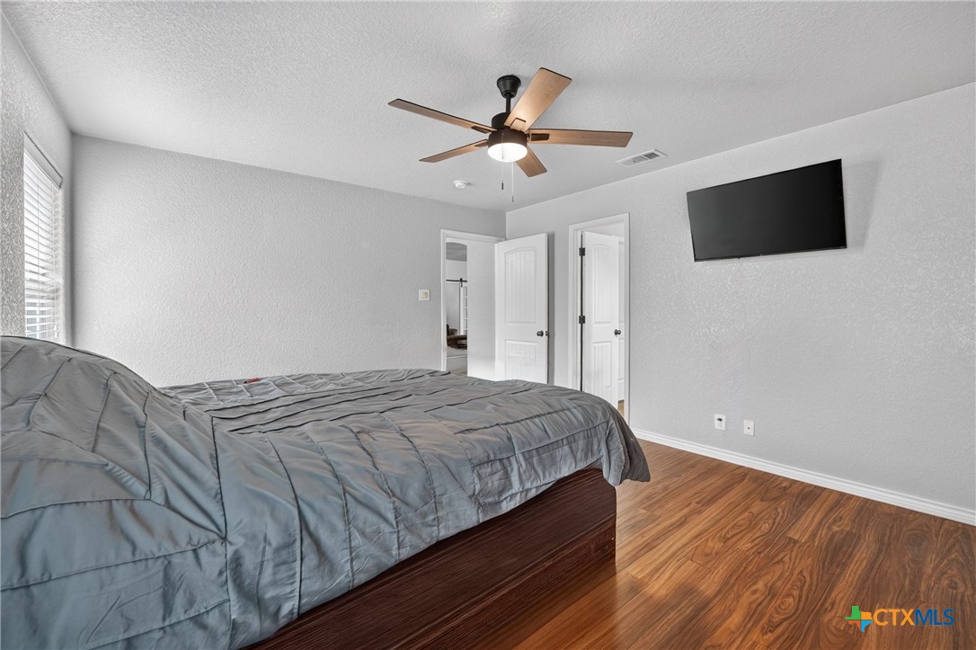 6813 Deorsam Loop Property Photo 27