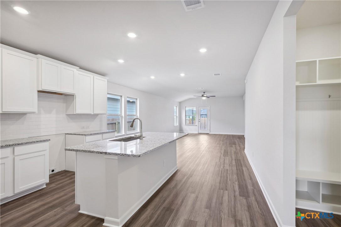 4208 Azalea Alley Property Photo 10