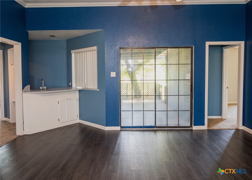 206 Texas Street Property Photo 4