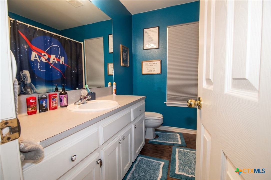 206 Texas Street Property Photo 8