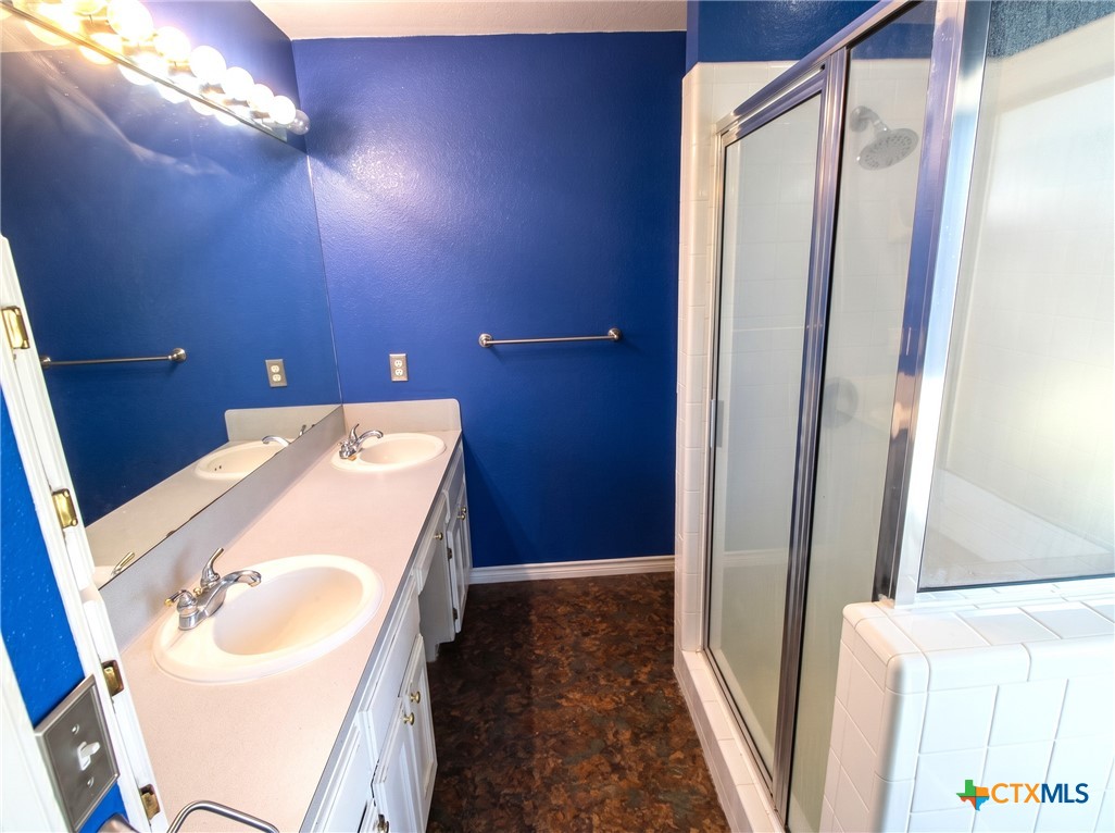 206 Texas Street Property Photo 15