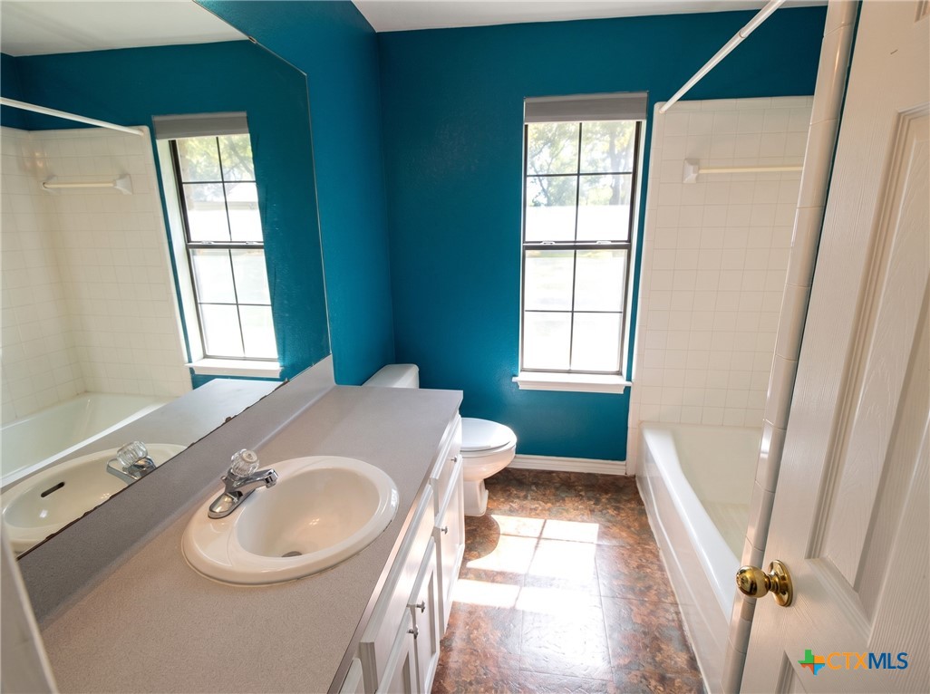 206 Texas Street Property Photo 17