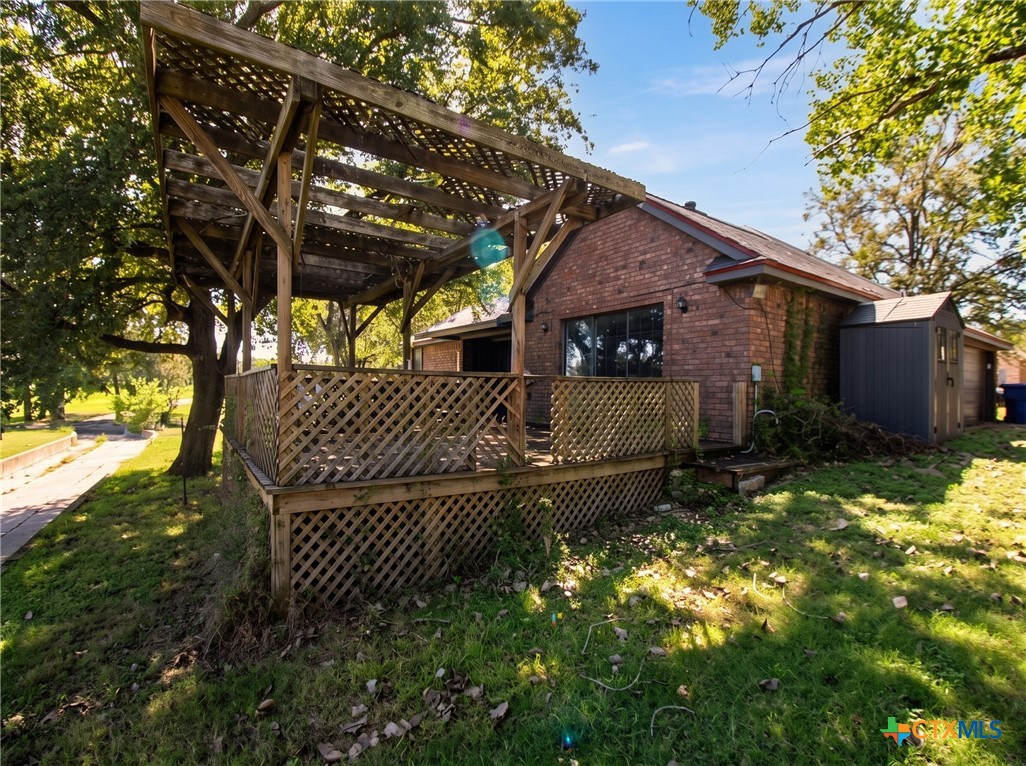 206 Texas Street Property Photo 18