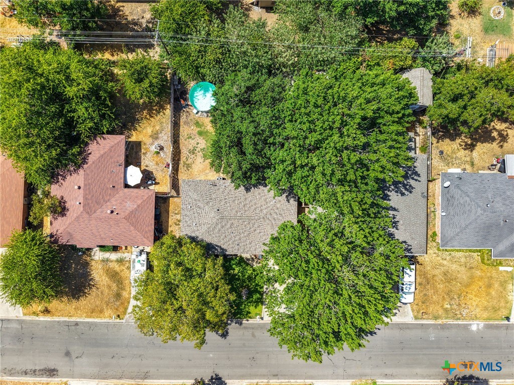 3213 Lawnwood Drive Property Photo 4