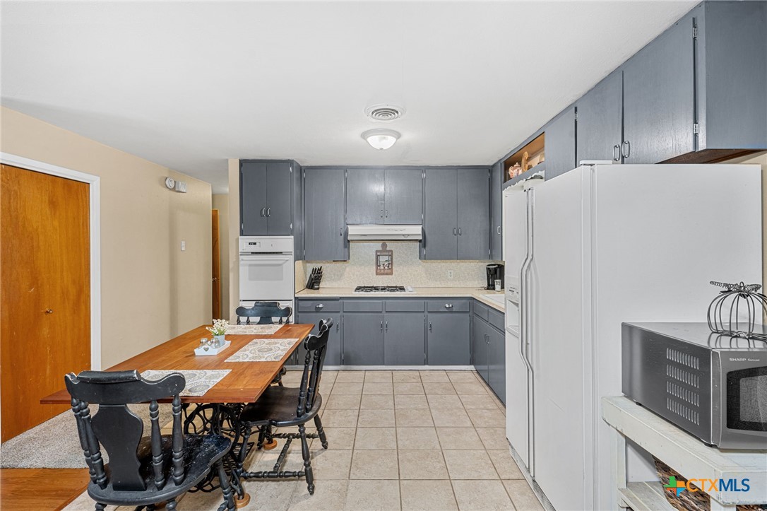 3213 Lawnwood Drive Property Photo 11