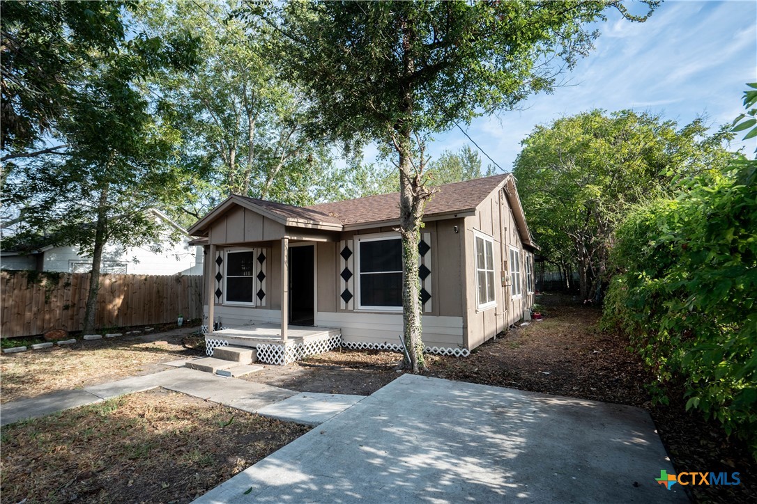 1408 E Power Avenue Property Photo 1