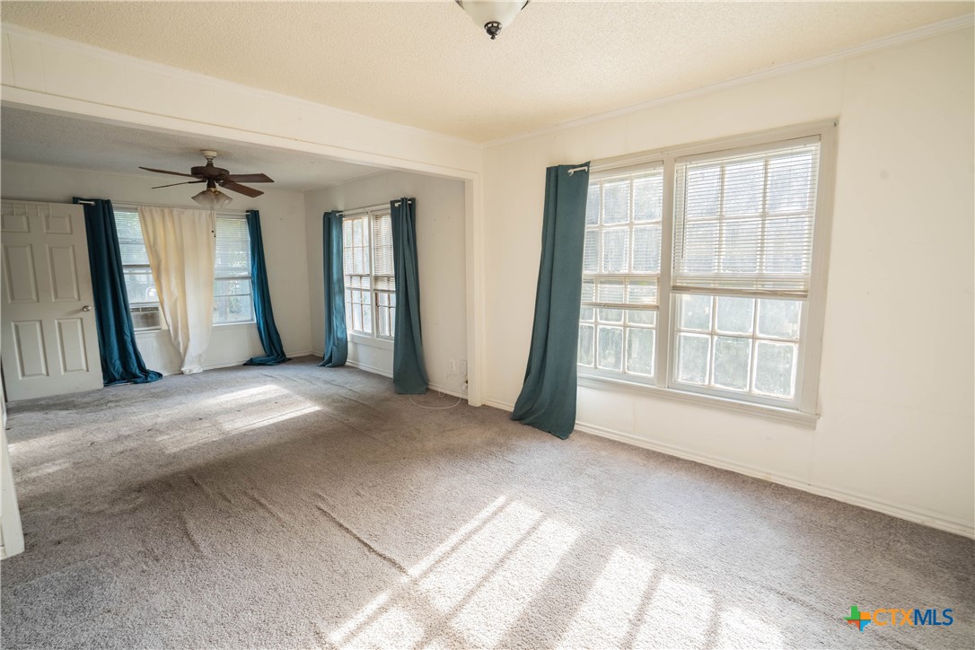 1408 E Power Avenue Property Photo 4