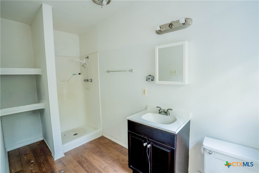 1408 E Power Avenue Property Photo 7
