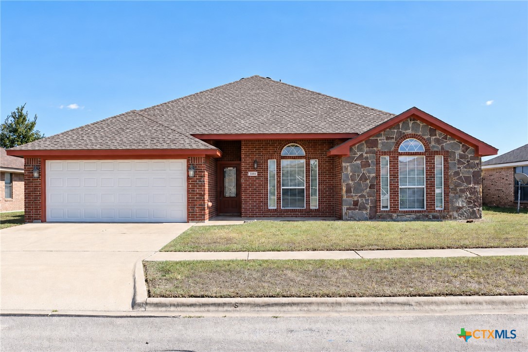 3104 Hydrangea Avenue Property Photo 1