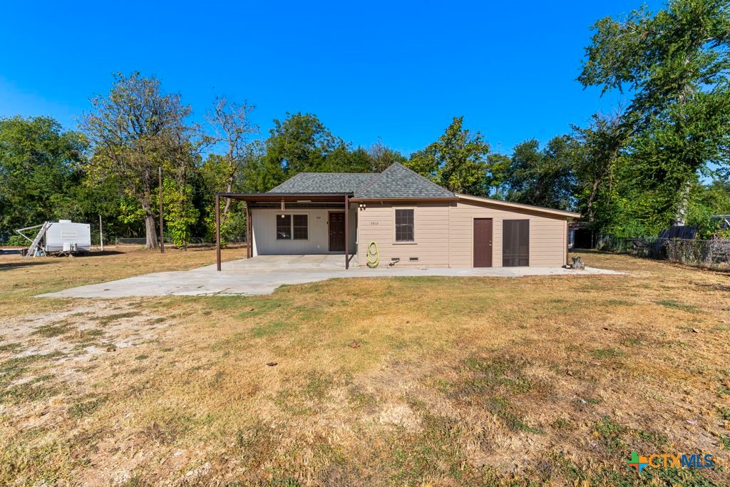 5012 Charter Oak Drive Property Photo 1