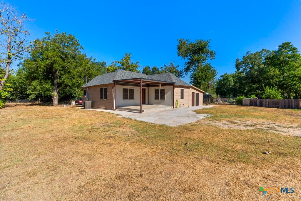 5012 Charter Oak Drive Property Photo 4